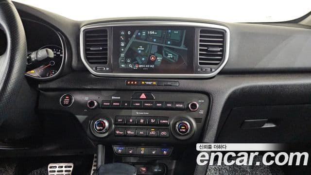 Kia Sportage The Bold 2020 — ფოტო 15/20