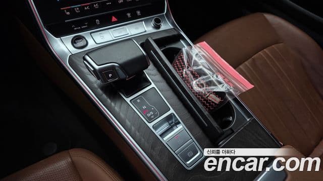 Audi A6 2021 — ფოტო 9/20