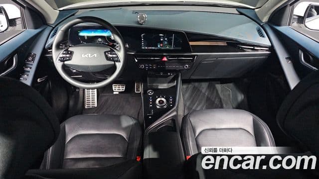 Kia Niro 2022 — ფოტო 7/20