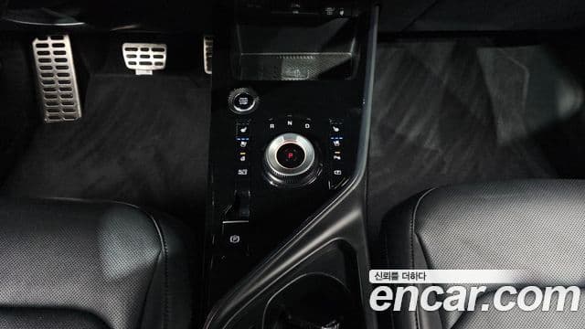 Kia Niro 2022 — ფოტო 9/20