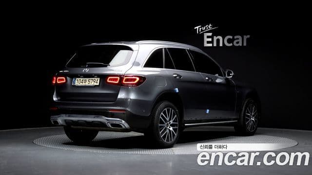 Mercedes-Benz GLC-Class 2021 — Şəkil 2/20