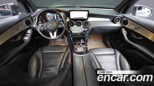 Mercedes-Benz GLC-Class 2021 — Şəkil 7/20
