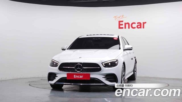 Mercedes-Benz E-Class 2022 — фото 3 из 20