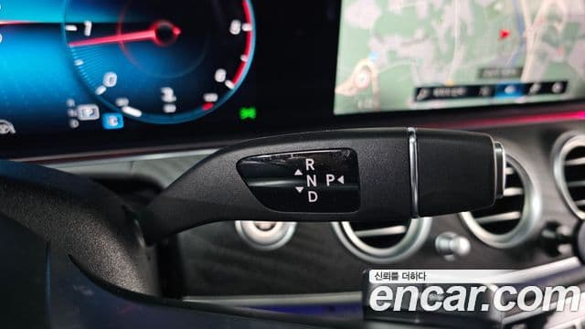 Mercedes-Benz E-Class 2022 — Şəkil 9/20