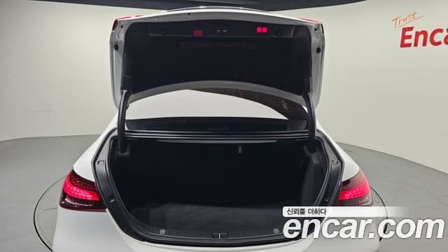 Mercedes-Benz E-Class 2022 — Şəkil 20/20