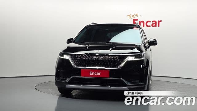 Kia Carnival 2021 — ფოტო 2/20