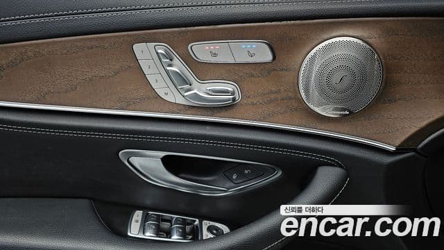 Mercedes-Benz E-Class 2022 — Şəkil 20/20