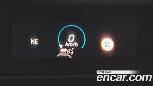 Mercedes-Benz E-Class 2022 — Şəkil 17/20