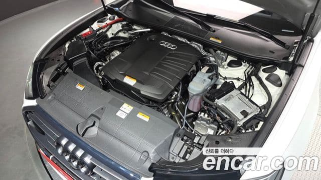 Audi A6 2022 — ფოტო 5/20