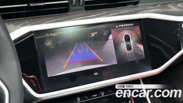 Audi A6 2022 — ფოტო 15/20