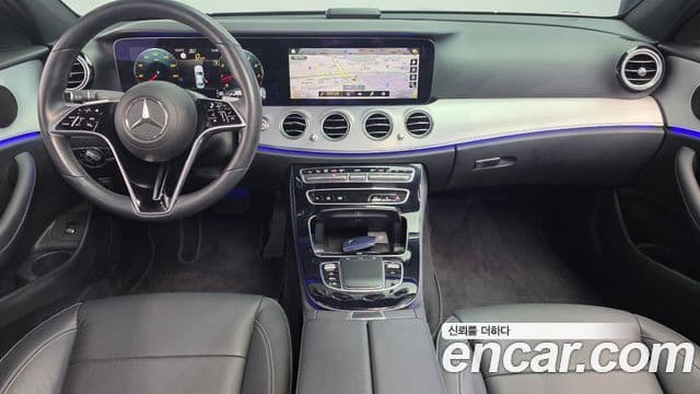 Mercedes-Benz E-Class 2021 — фото 7 из 20