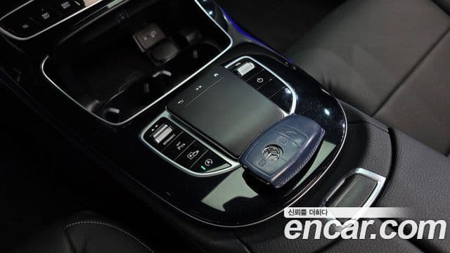 Mercedes-Benz E-Class 2021 — Şəkil 9/20