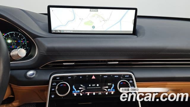 Genesis GV80 2023 — ფოტო 14/20