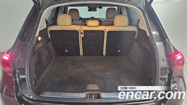 Mercedes-Benz GLE-Class 2025 — Photo 11/20
