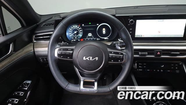 Kia K5 2021 — Фото 13/20