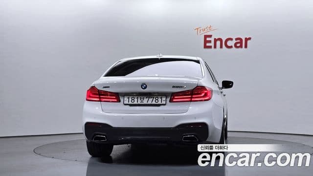 BMW 5 Series 2018 — Şəkil 4/20