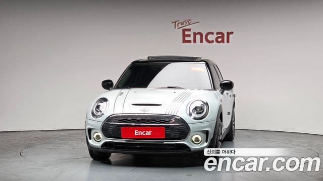 Mini Cooper S Clubman 2021 — Фото 3/20