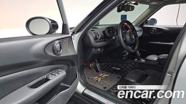 Mini Cooper S Clubman 2021 — Фото 12/20
