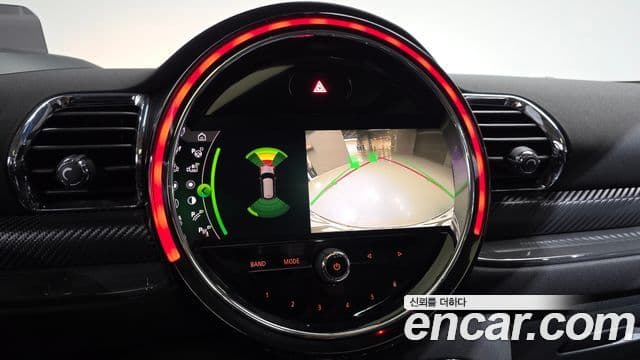 Mini Cooper S Clubman 2021 — Фото 16/20