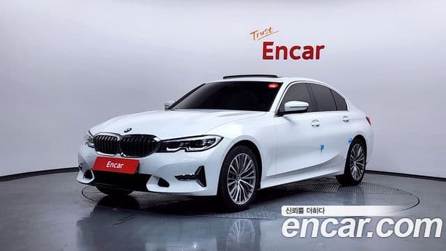 BMW 3 Series 2022 — ფოტო 15/20