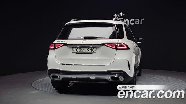 Mercedes-Benz GLE-Class 2021 — Şəkil 3/20