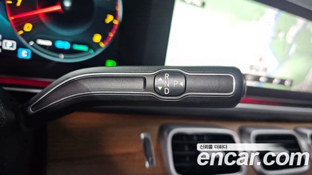 Mercedes-Benz GLE-Class 2021 — Şəkil 15/20