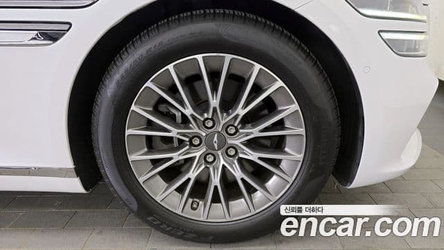 Genesis Electrified G80 2021 — ფოტო 5/20