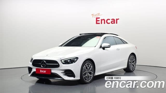 Mercedes-Benz E-Class 2023 — Фото 1/20