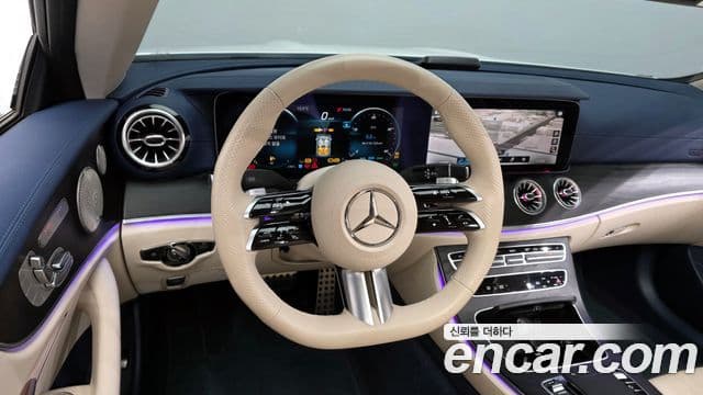 Mercedes-Benz E-Class 2023 — Фото 13/20