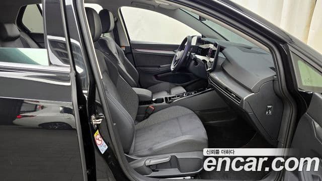 Volkswagen Golf 2025 — фото 11 из 20