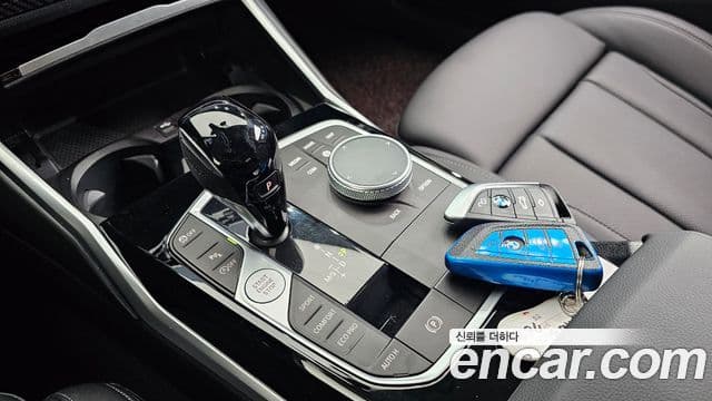 BMW 3 Series 2021 — Photo 18/20