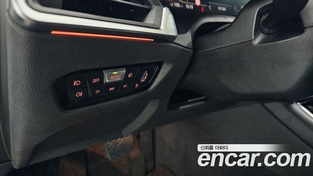 BMW 3 Series 2021 — Photo 15/20