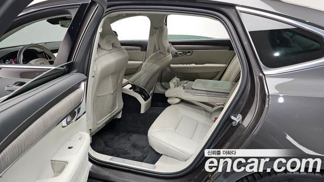 Volvo S90 2023 — Şəkil 11/20