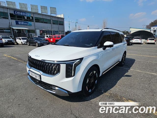 Kia Carnival 2024 — Şəkil 2/20