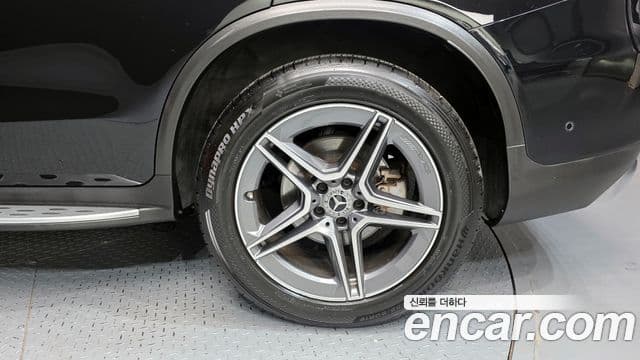 Mercedes-Benz GLC-Class 2021 — Фото 5/20