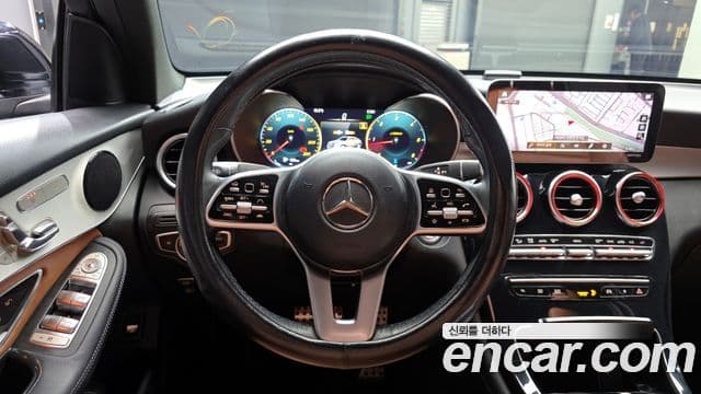 Mercedes-Benz GLC-Class 2021 — Фото 13/20