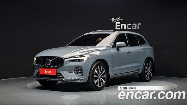Volvo XC60 2022 — Photo 20/20