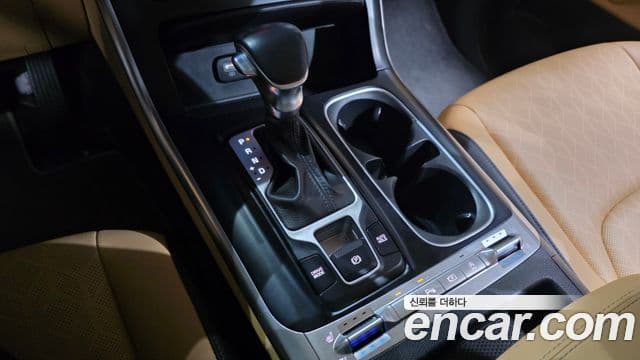 Kia Carnival 2021 — Фото 9/20