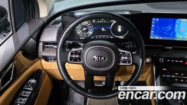 Kia Carnival 2021 — Фото 13/20