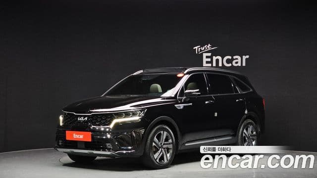 Kia Sorento 2022 — Фото 1/20