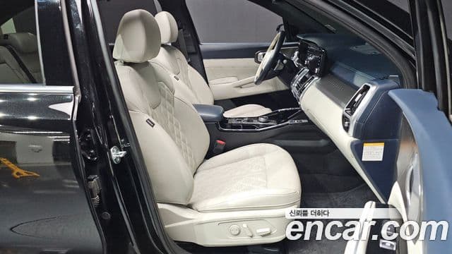 Kia Sorento 2022 — Фото 11/20