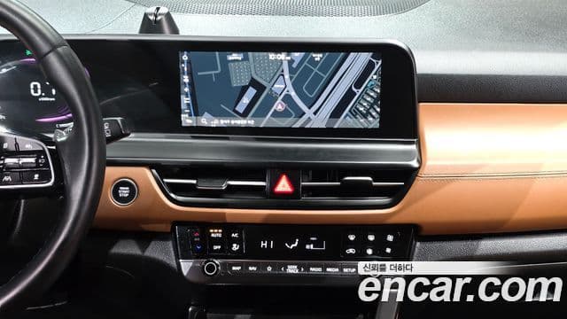 Kia Seltos 2023 — ფოტო 13/20