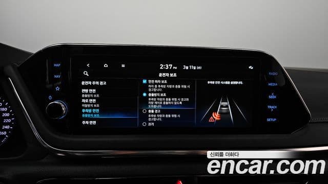 Hyundai Sonata 2022 — ფოტო 18/20