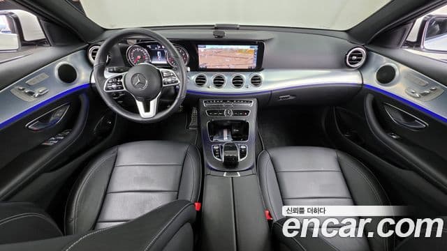 Mercedes-Benz E-Class 2019 — Фото 7/20