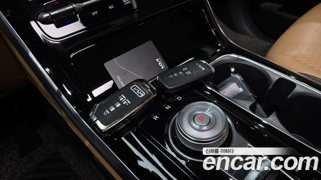 Kia Carnival 2021 — ფოტო 9/20