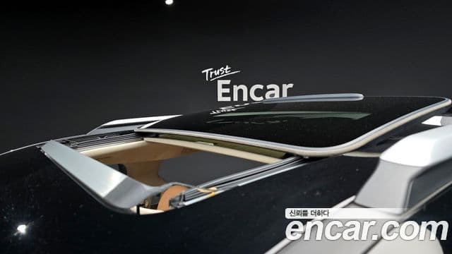Kia Carnival 2021 — ფოტო 19/20