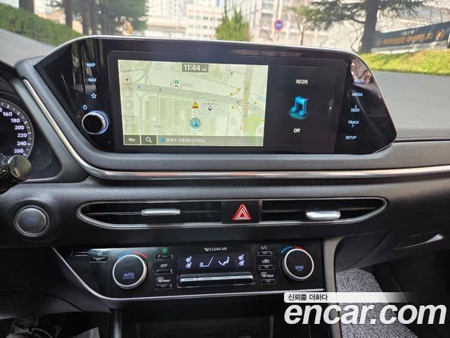 Hyundai Sonata Hybrid 2019 — Şəkil 11/20