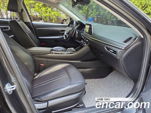 Hyundai Sonata Hybrid 2019 — Şəkil 18/20