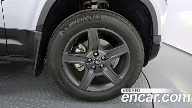 Land Rover Defender 2024 — ფოტო 5/20