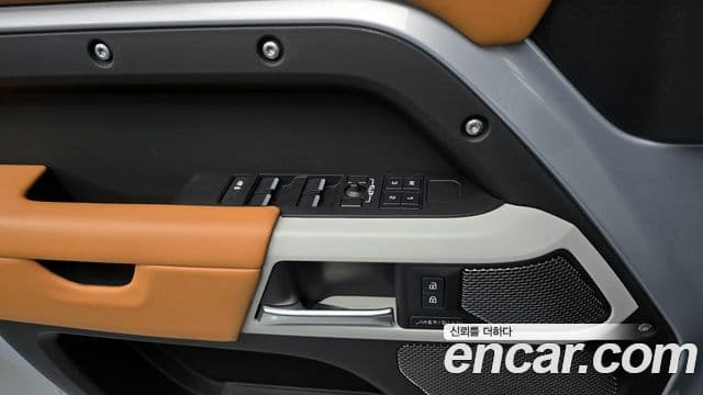 Land Rover Defender 2024 — ფოტო 18/20